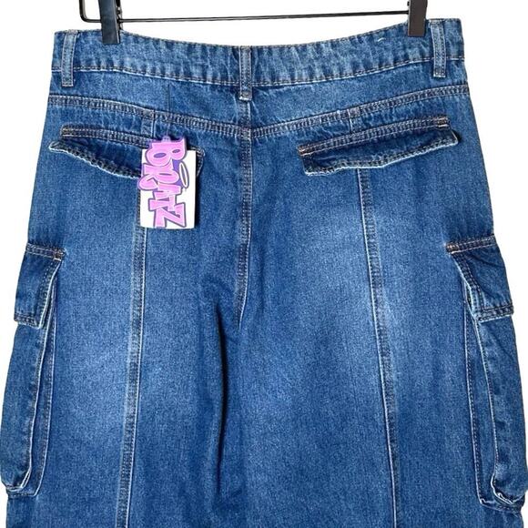NWT Forever 21 Women’s Bratz Collaboration Wide Leg Cargo Jeans Size 30 - Picture 6 of 8